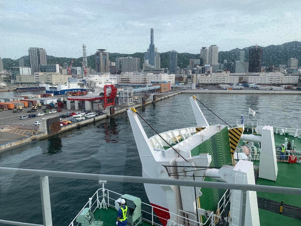 フェリーから見える港