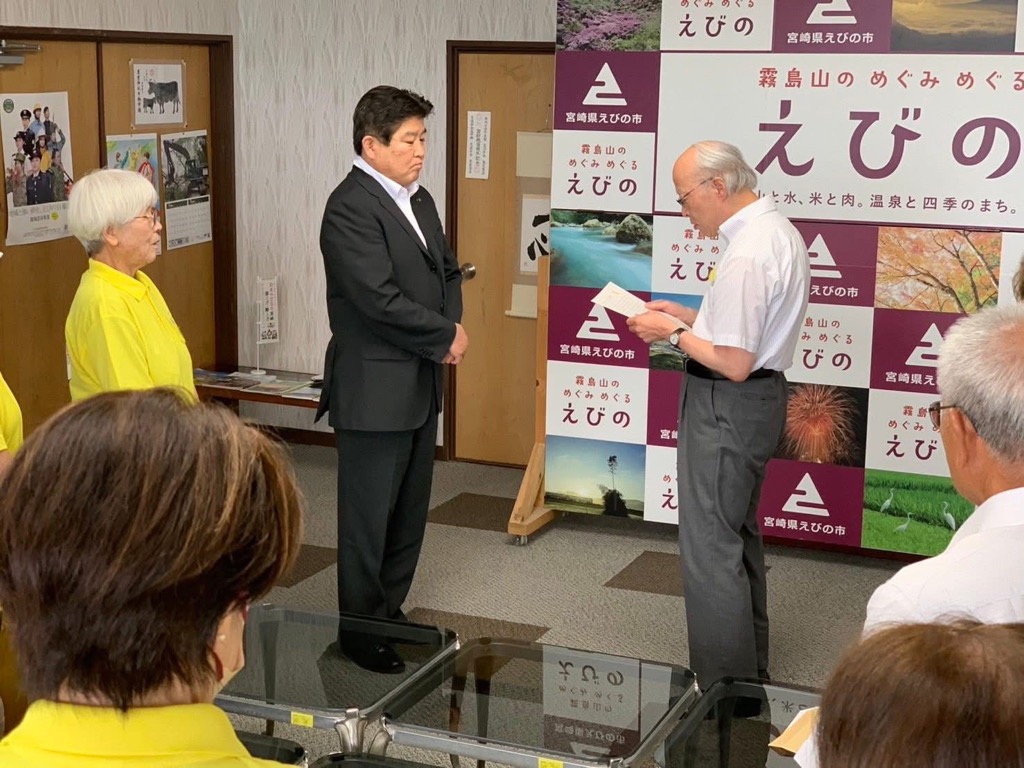 伝達の様子