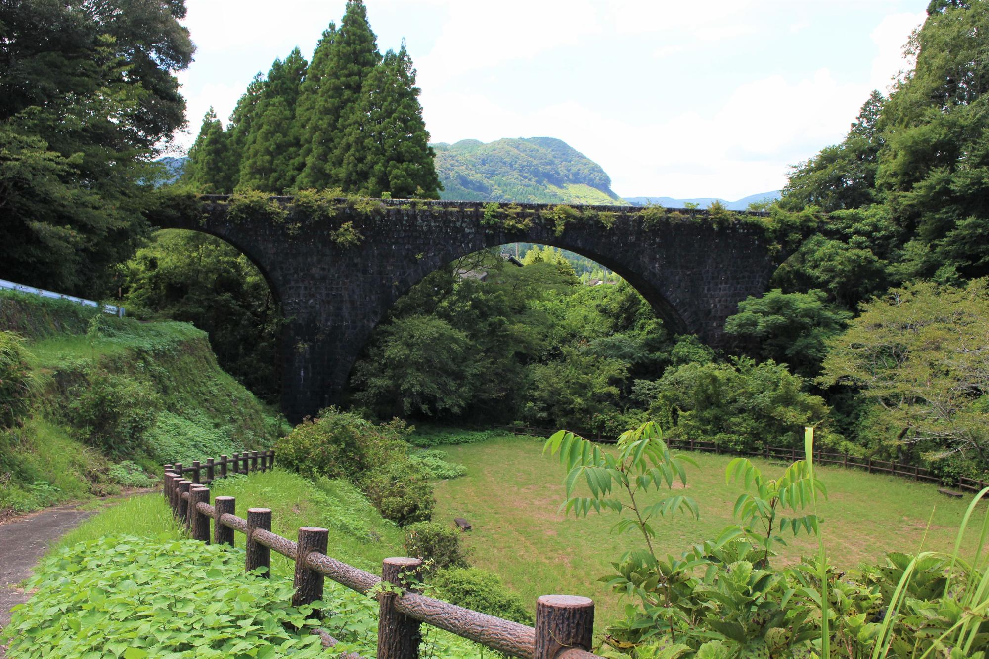 眼鏡橋