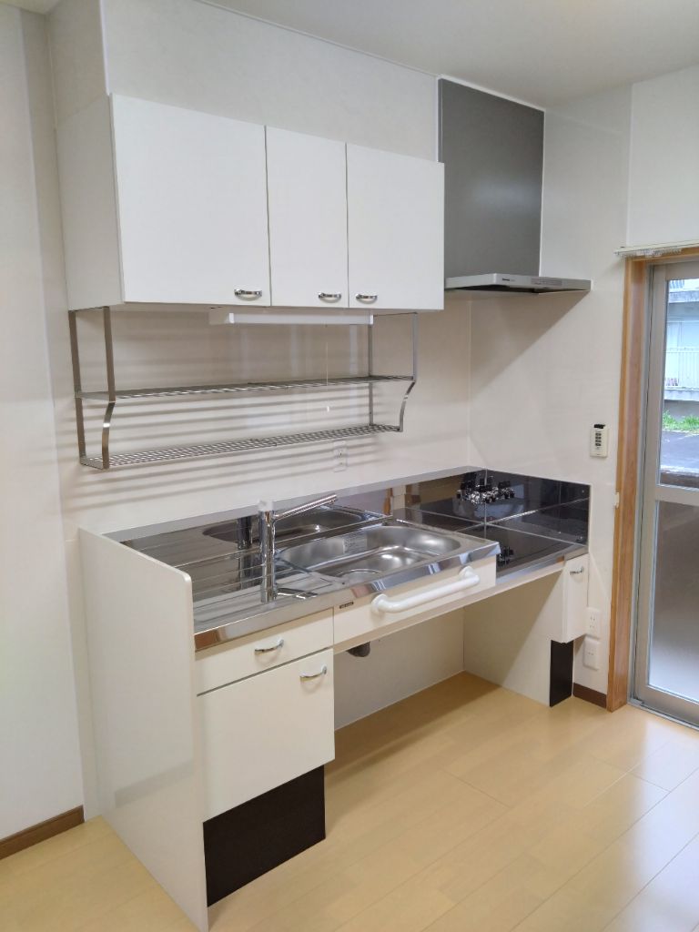 栗下52-システムキッチン