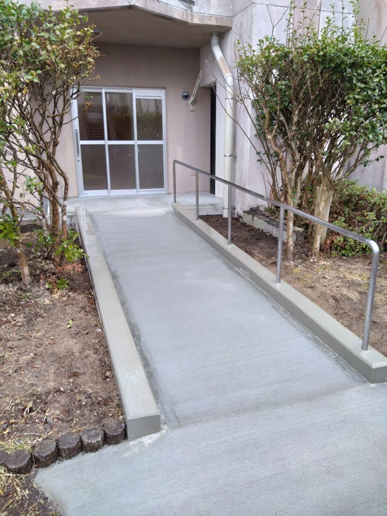 栗下52-スロープ